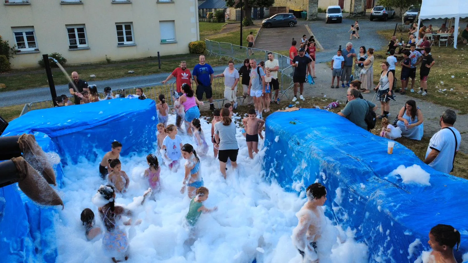 Soirée Mousse Géante - Chambors en Fête 2026 - Photo 3