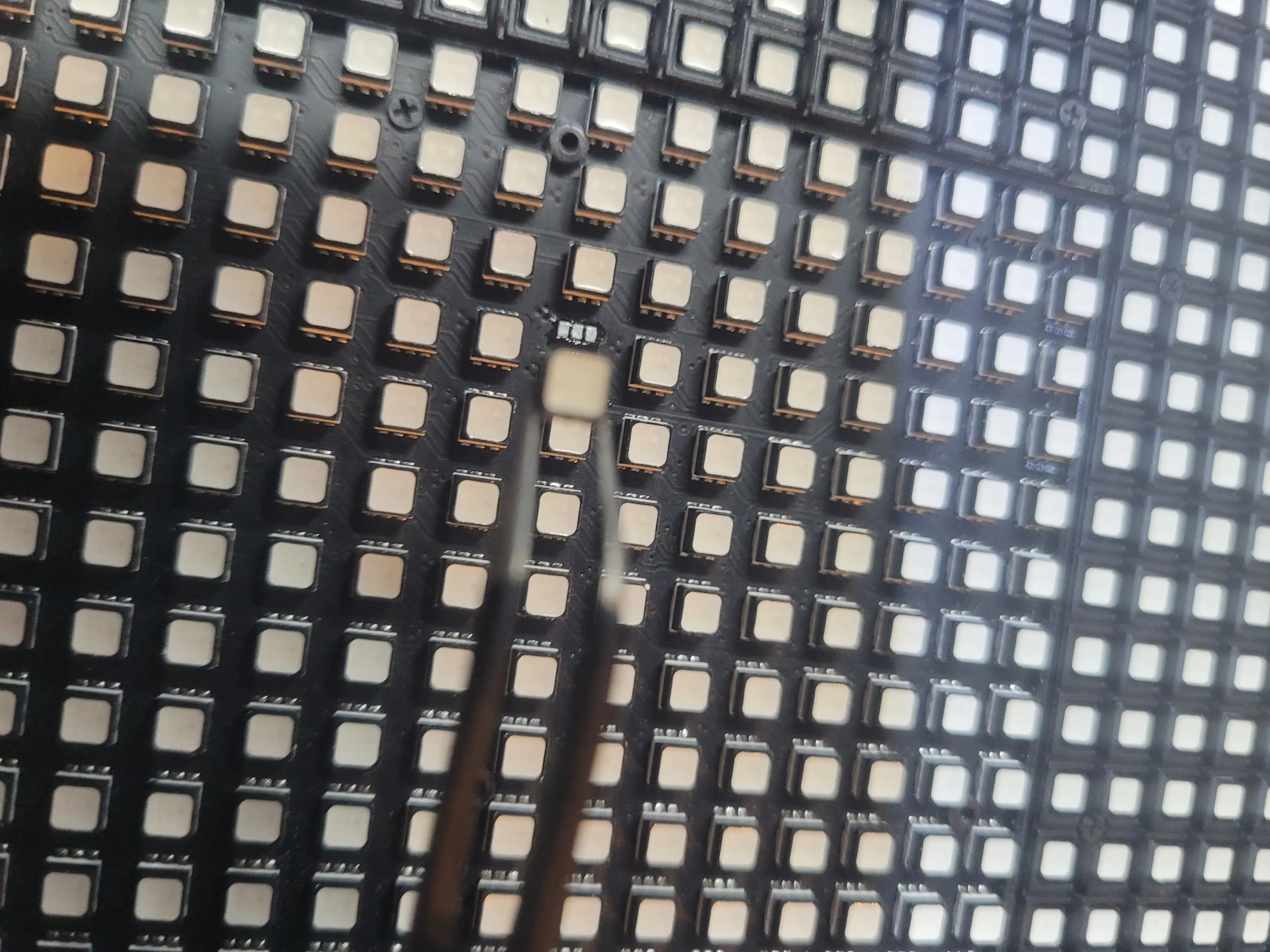 Réparation Écran LED - Expertise Technique - Photo 3